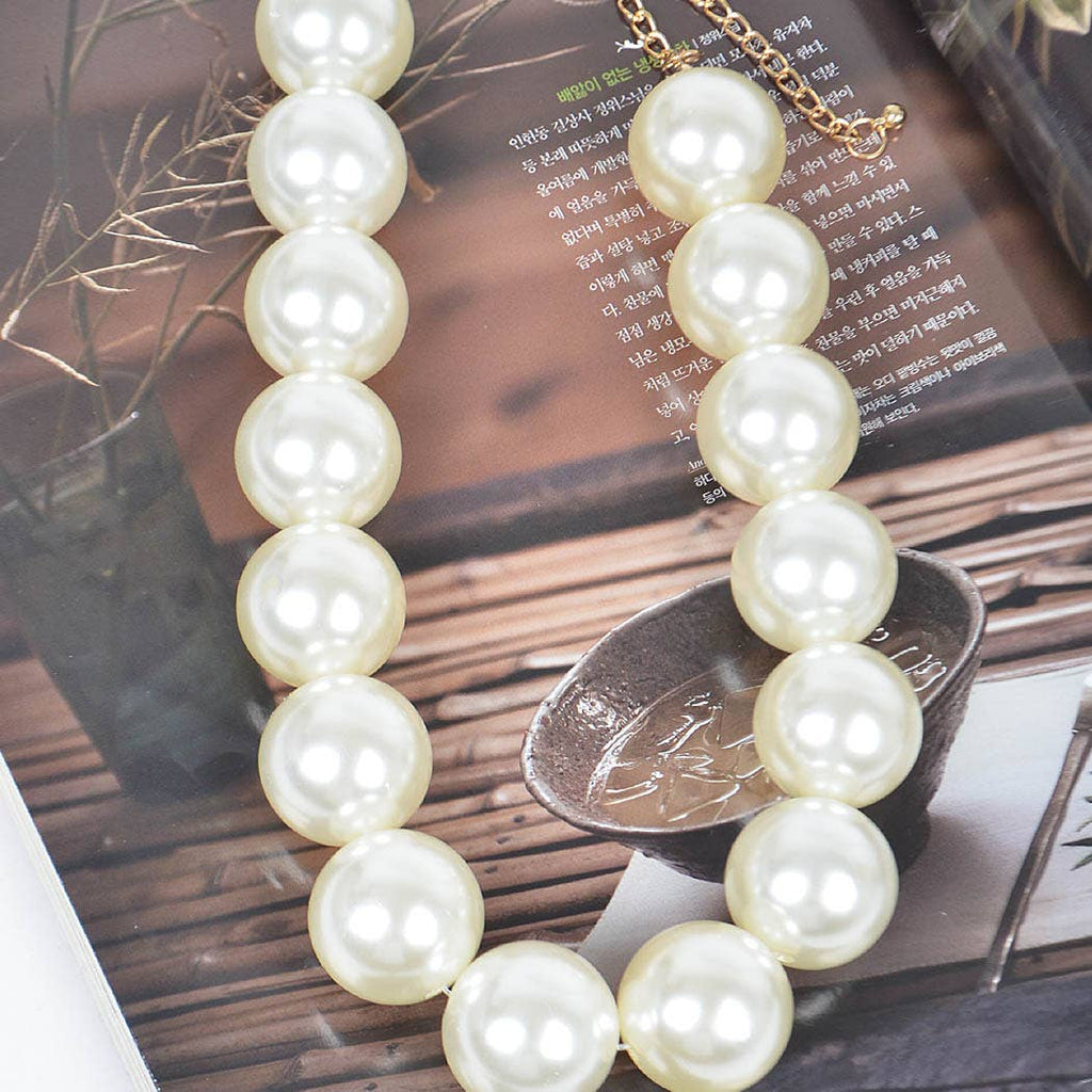 Big Round Pearl Necklace